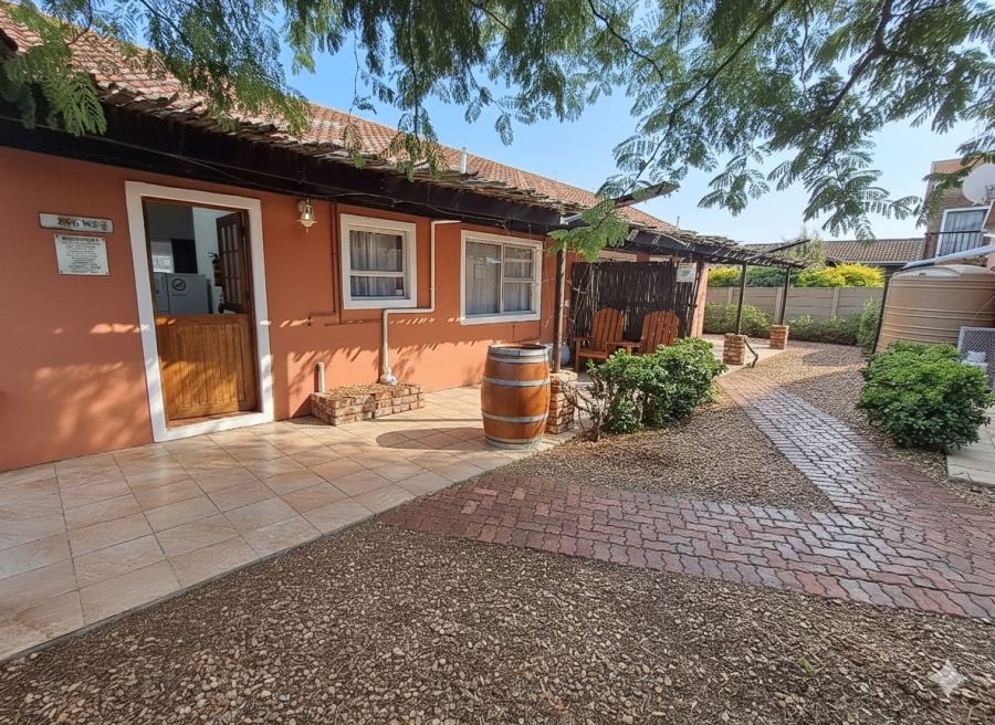 8 Bedroom Property for Sale in Colchester Eastern Cape